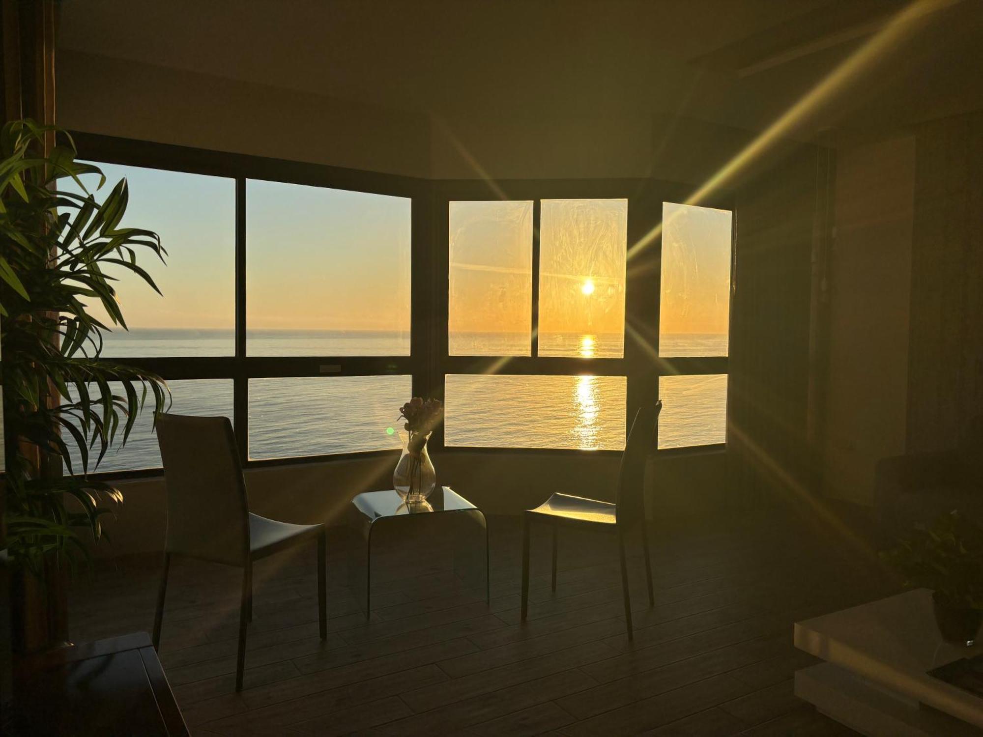 Sea View Luxury Haven Living & 3Bedrooms Seafront Слима Екстериор снимка